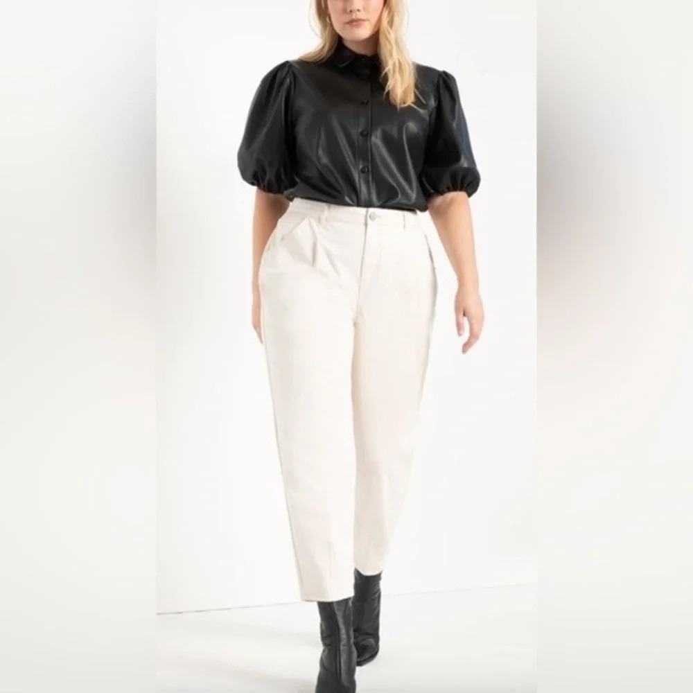 NWOT Eloquii Barrel Leg Ivory Jeans Angle 18 US Quiet Luxury Closet Staples